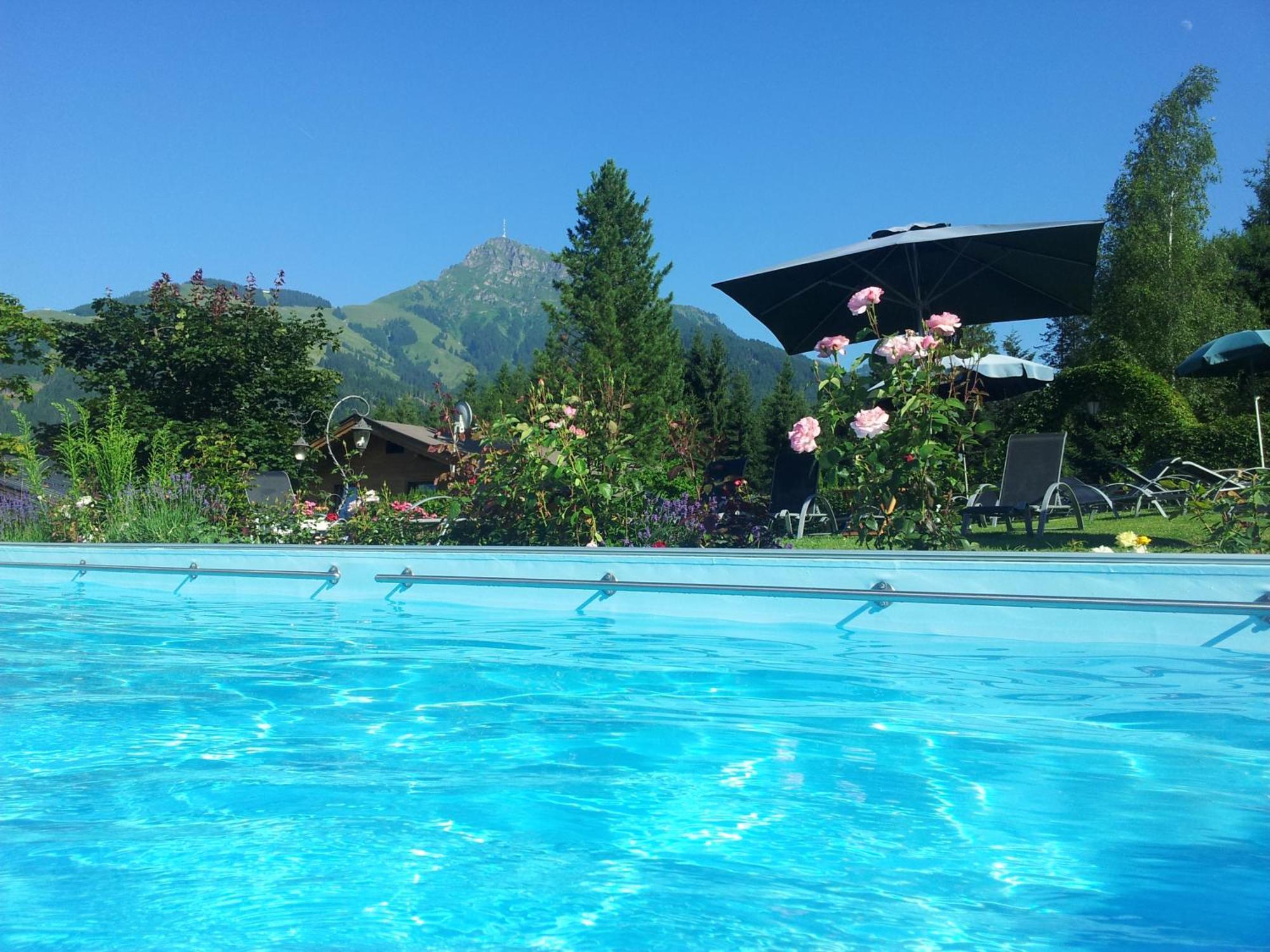 Gartenhotel Rosenhof Bei Kitzbuehel Oberndorf en Tyrol Extérieur photo